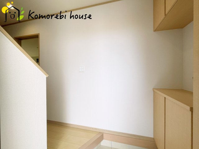 上尾市小泉7丁目　中古一戸建ての玄関|9/29　撮影済み