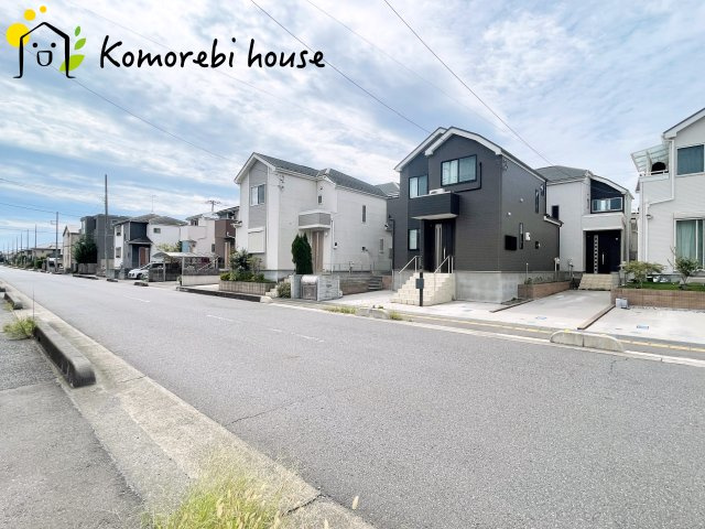 上尾市小泉7丁目　中古一戸建ての前面道路含む現地写真|9/29　撮影済み