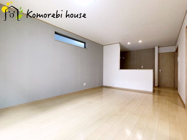 上尾市小泉7丁目　中古一戸建ての居間・リビング|9/29　撮影済み