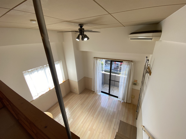 フルール観音の居間・リビング