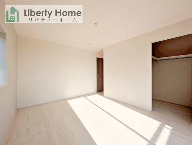 水戸市千波町4期　新築戸建　2号棟の寝室