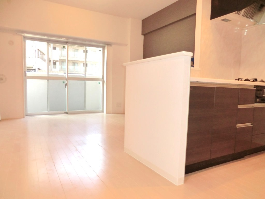 Ａｌｌｏｇｇｉｏの居間・リビング|☆広々１２．３帖のリビング・ダイニングです。☆