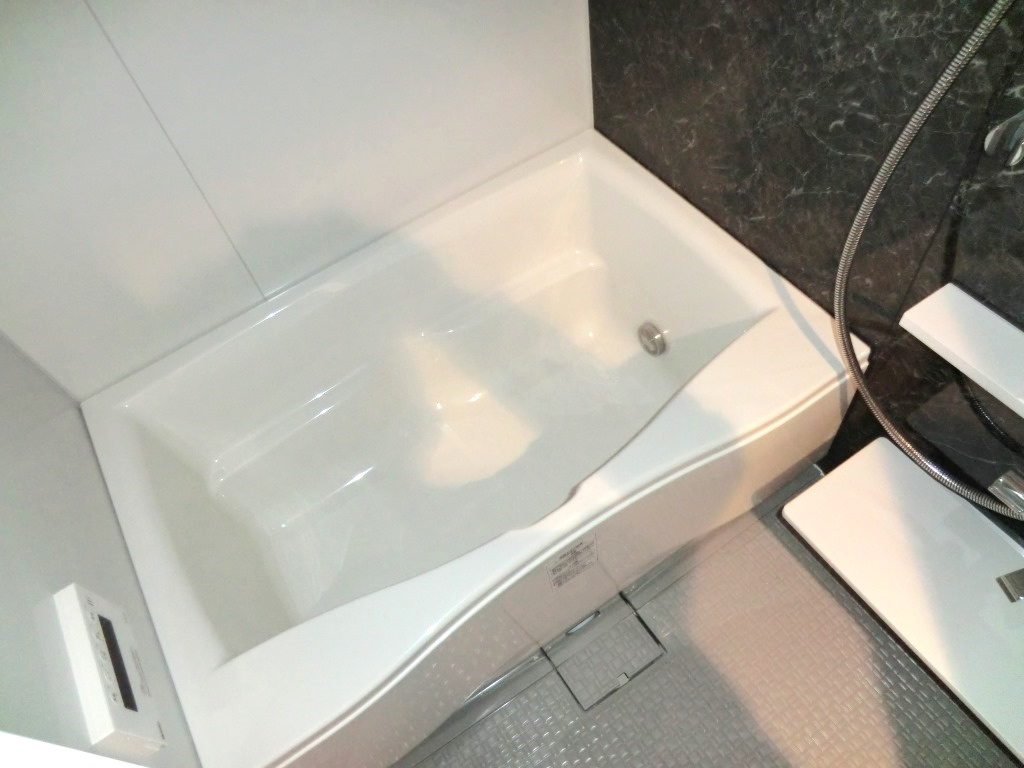 Ａｌｌｏｇｇｉｏの浴室|☆追い焚き機能付き・オートバス仕様です。☆