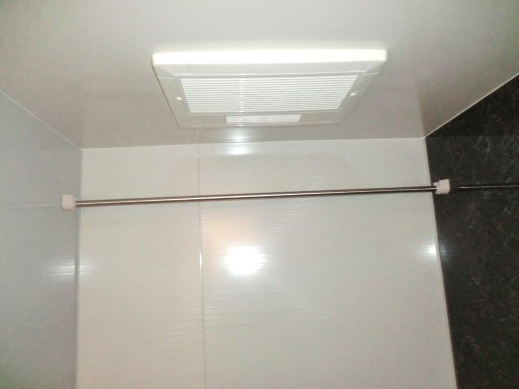 Ａｌｌｏｇｇｉｏの設備|☆梅雨時に便利な浴室乾燥機付きです。☆