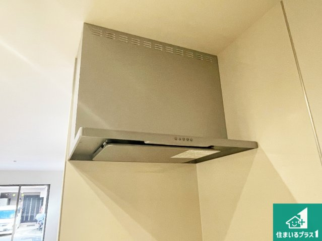 京都市伏見区向島庚申町　第2期　新築一戸建ての設備|汚れにくいスロットフィルタでお手入れラクラク！ＬＥＤ照明付き！