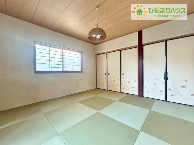 ひたちなか市大字市毛　中古戸建の和室|小さなお子さまのいる方におすすめ！リビング横の和室でお子様が遊んでる様子も確認できます(^^)/
