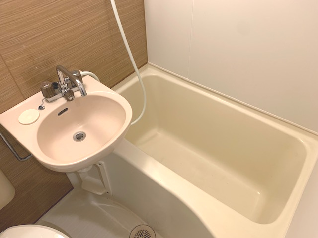 Ｓｕｎｎｙ　ＳｐｏｔⅢの浴室|☆３点ユニットバスです。☆