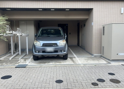【駐輪場】 | ソルティア橋本 | マンションの駐輪場は、事前に空きがあるか確認を取ると安心です。せっかく入居したのに駐輪スペースがない！なんてことになったら大変ですよね。そこで、内見時や購入前にはまず事前に確認しておくと良いでしょう。