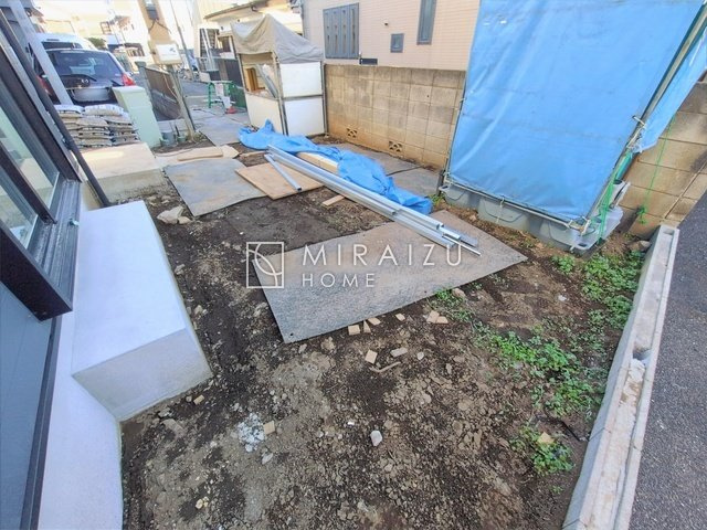 【前面道路含む現地写真】 | 日当たりの良いお家は嬉しいですよね。それぞれ価値観が分かれる箇所です、実際に内覧して日当たりの心地よさをご体感下さいね♪