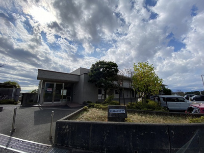 【外観】 | ビューテラス王禅寺 | 「新百合ヶ丘」駅や「あざみ野」駅にアクセス可能な最寄りバス停まで徒歩7分！閑静な住宅地にある4階建てマンションです☆
