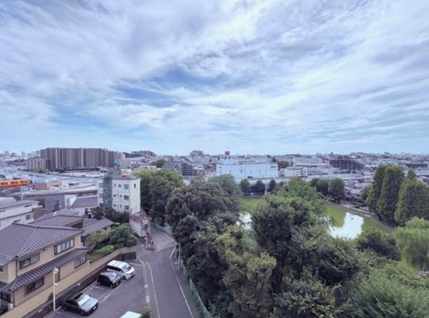 【展望】 | 志村坂上見次公園マンション | 窓からの眺望もよく、遠方まで見通すことができます！