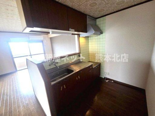 Ciruela須屋(シルエラスヤ)のキッチン