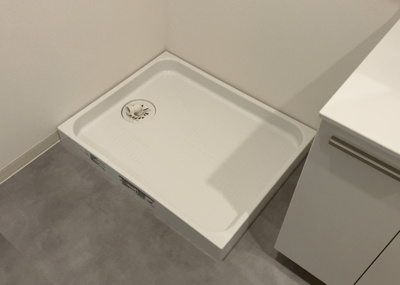 【ランドリースペース】 | グリーンパーク西八王子 | ランドリースペースも気になります。洗濯機置場があり「洗う、干す、取り込む、アイロンがけ、たたむ」など、洗濯に関する家事をするための空間です。広さや収納など付帯設備も含めて、詳細は現地でご確認ください。