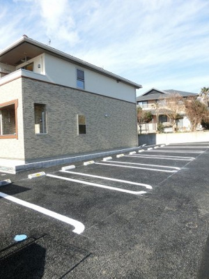 【駐車場】 | プリムローズ