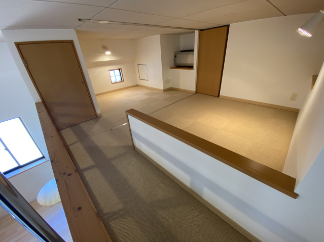 フルール観音の内装