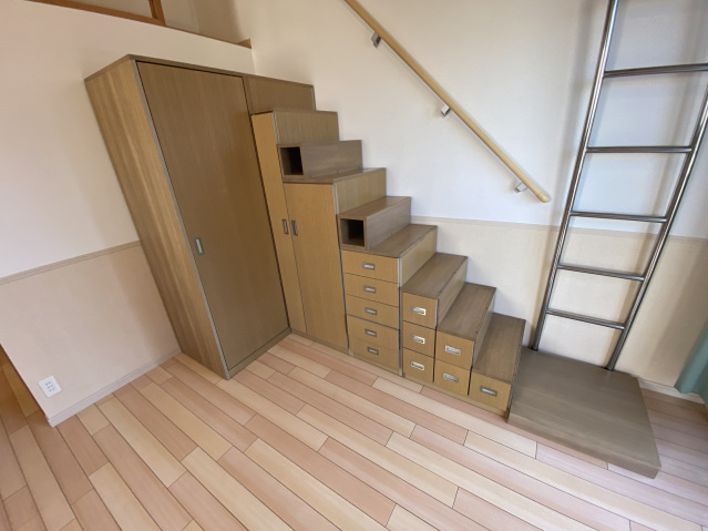 フルール観音の玄関