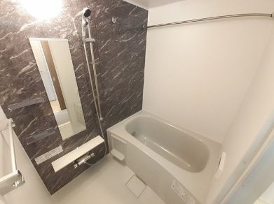 エクセレンス　ジーニアスの浴室