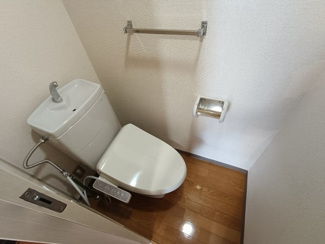 めんしん池之端のトイレ|温水洗浄機能付便座付いてます