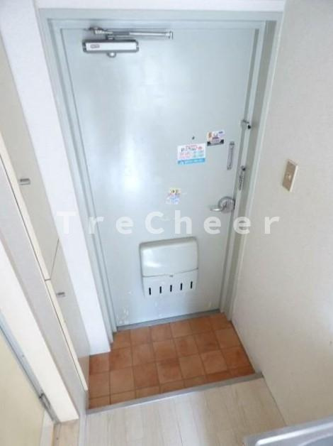 メゾンドエリスの玄関