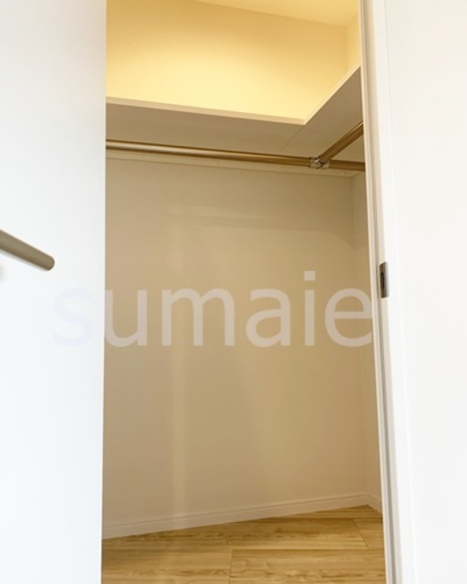 Ｂｏｌｅｒｏ十条の収納|広々ウオークインクローゼット☆彡