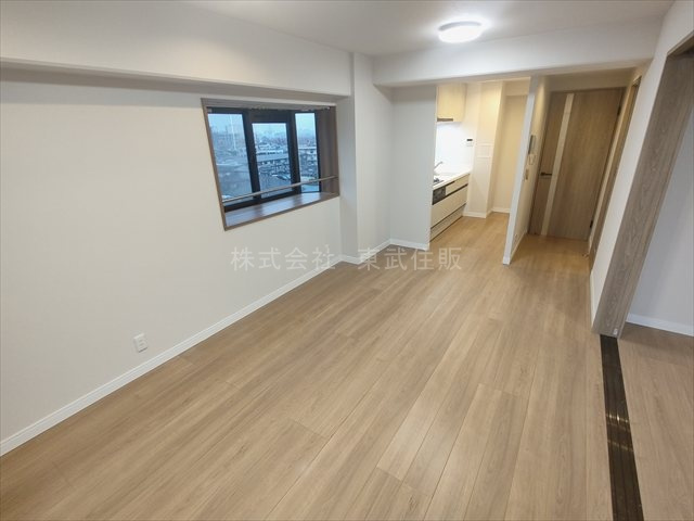 【居間・リビング】の画像