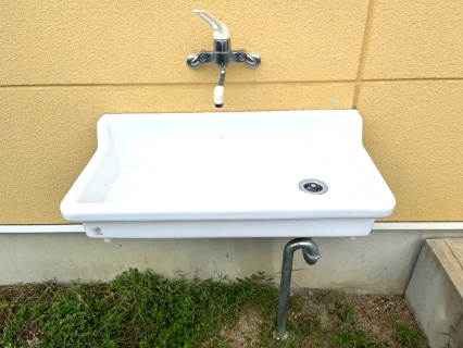 熊取町七山東　中古戸建のその他|ドッグランやバーベキューなどが楽しめるお庭にスロップシンクがついております◎