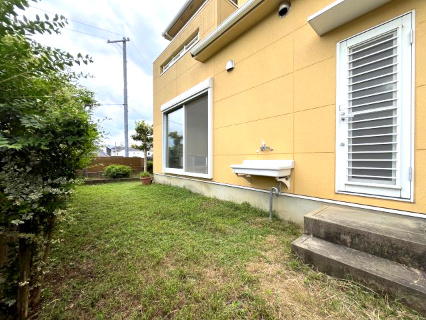 熊取町七山東　中古戸建の庭|ドッグランやバーベキューなどが楽しめるお庭です◎
スロップシンクつきです。