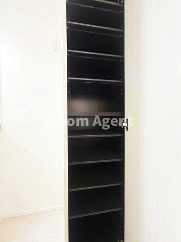 ハーモニーテラス松園の玄関