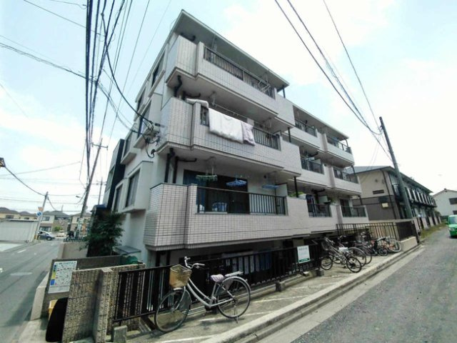 メゾン溝沼の外観