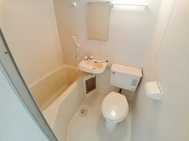 メゾン溝沼の浴室