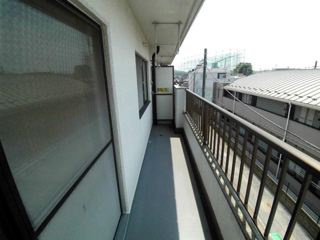 メゾン溝沼のバルコニー
