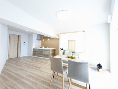 【居間・リビング】戸部グランドハイツA棟 