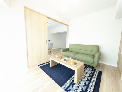 【居間・リビング】戸部グランドハイツA棟 