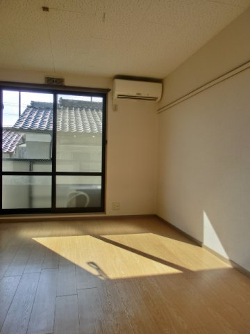 リブレ常盤の居間・リビング