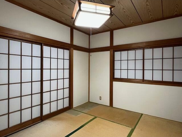 買物利便の良い伊東市吉田3LDKの和室|1階南側和室