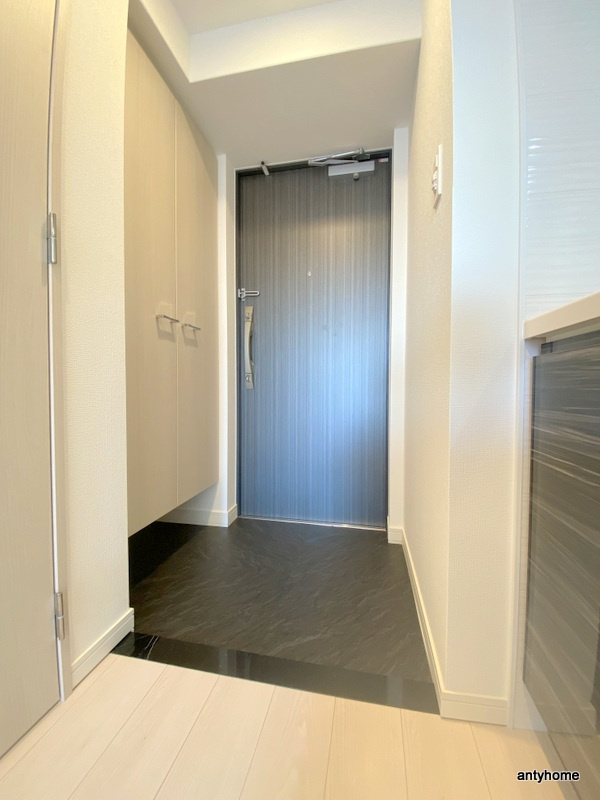 エスリードレジデンス都島シティフロント　仲介手数料無料の玄関