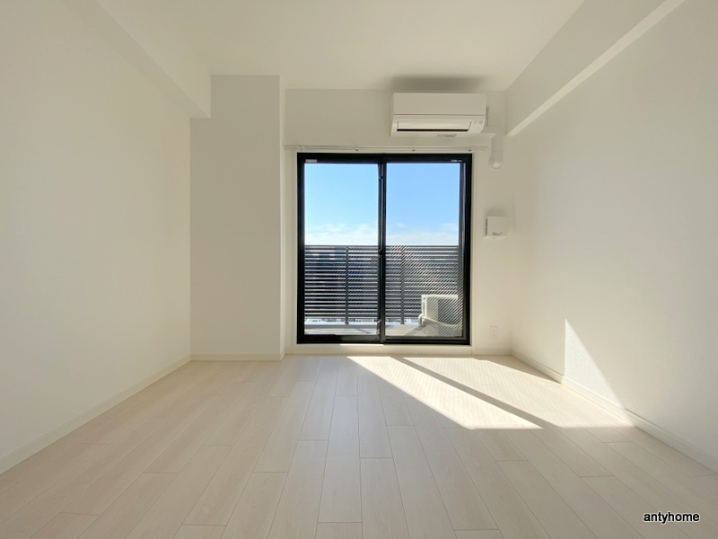 エスリードレジデンス都島シティフロント　仲介手数料無料の居間・リビング