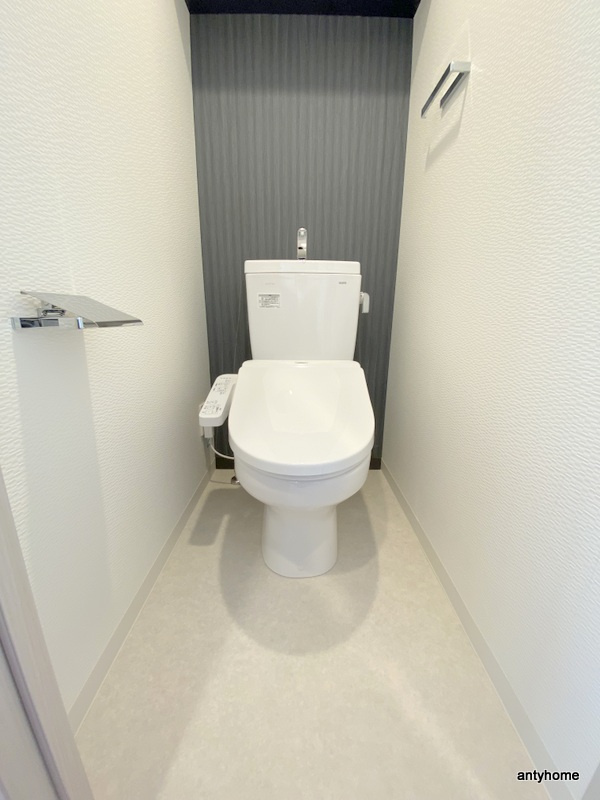 エスリードレジデンス都島シティフロント　仲介手数料無料のトイレ