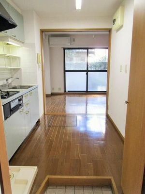 【玄関】 | メナージュ明大前