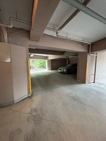 Digni Coat舞子の駐車場|駐車スペースもあります