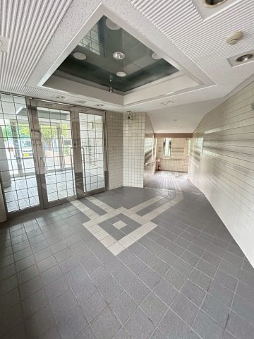 Digni Coat舞子のロビー|毎日通るロビーはこのようになっています