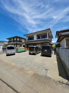 【外観】 | 甲府市青葉町 Ｈ2年築中古 内外装綺麗な6LDK 駅徒歩3分