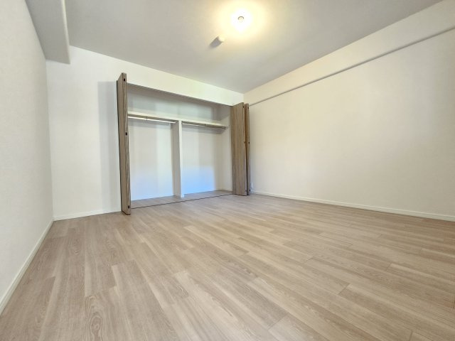 サンシティ桂坂参番館の洋室