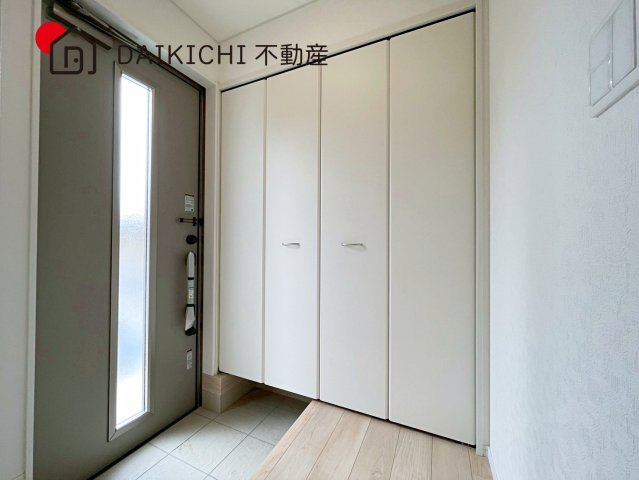 【玄関】 | 吉見町東野第20　CRADLE GARDEN　新築戸建　全3棟　1号棟