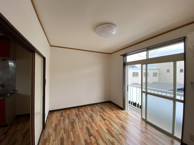 マリンハイツの洋室