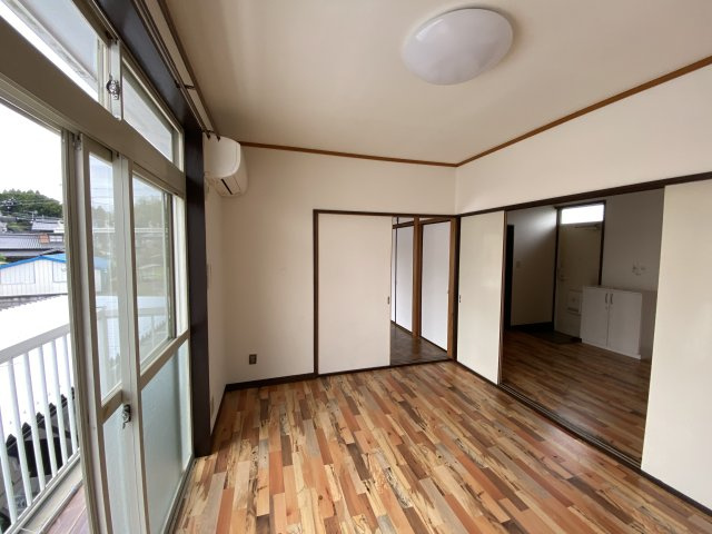 マリンハイツの洋室