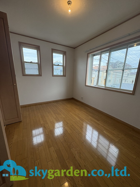 藤沢市円行1丁目　中古戸建の洋室