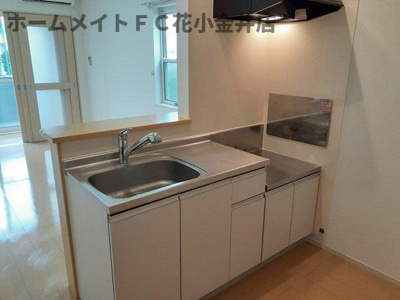 【キッチン】 | カーサ・プリマベーラ | お料理しやすいキッチンです