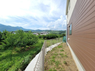 【周辺】 | 建物東側