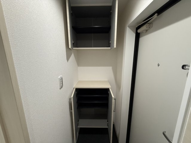 D porta clairの玄関